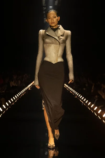 Look 23